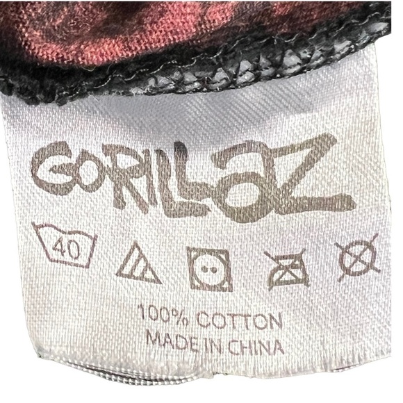 GFOOT Limited Edition Gorillas Pink Black Noodle Graphic T-shirt RARE Size Small - Picture 10 of 12
